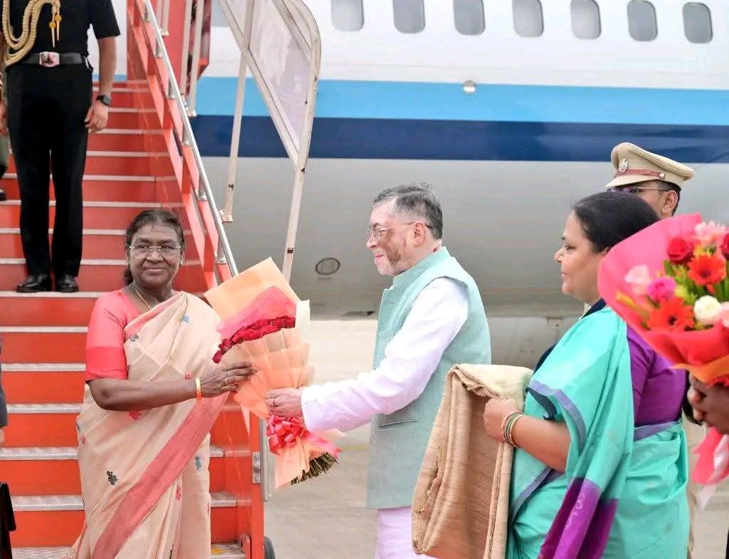माननीय राष्ट्रपति श्रीमती द्रौपदी मुर्मू का हुआ बाबा बैद्यनाथ की नगरी देवघर आगमन…..